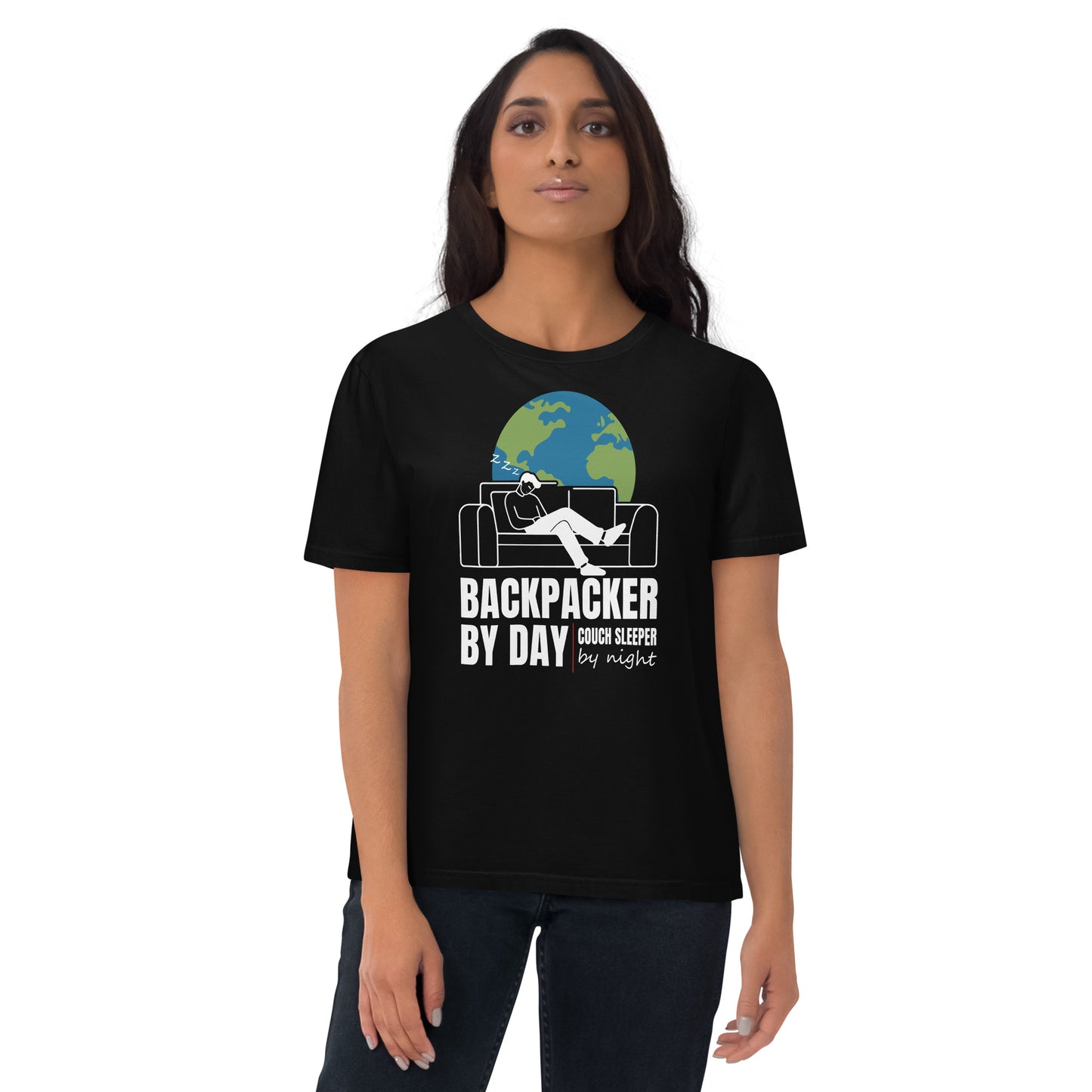 Backpacker by Day Couch Sleeper by Night Bio-Baumwoll-T-Shirt